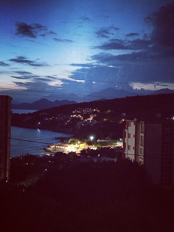 Apartmani Ljubica Utjeha Exteriör bild