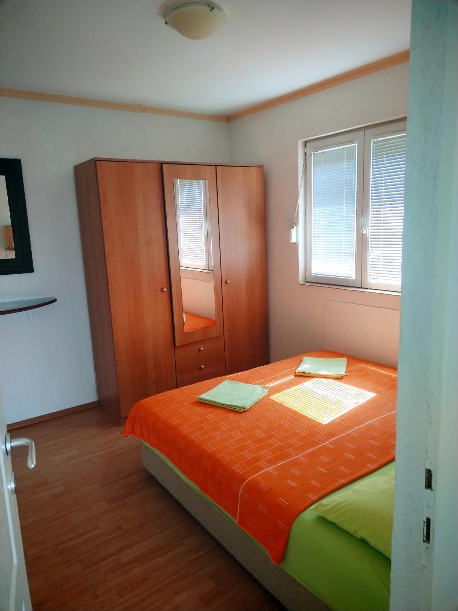 Apartmani Ljubica Utjeha Exteriör bild